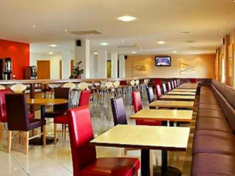 Yha Cardiff Central Hostel