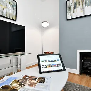 Xclusive Living Near Airport & Nec, The Whitecroft Holiday home Sheldon (West Midlands)