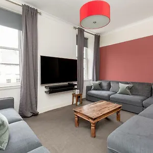 Rose Street Apartment Edinburgh