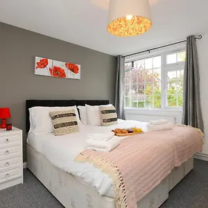 De Luxe Short Stays-middleton Apartment Nottingham